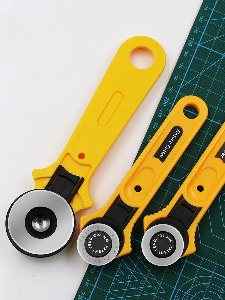 28/45 mm roterende snijbladen  - Rotary Cutter For Fabric 45Mm recensie en prijs